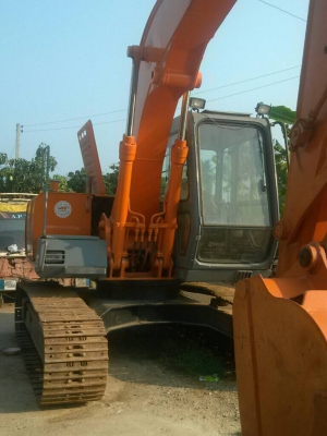 ขายด่วน รถขุด HITACHI  EX120-2   สภาพสวย  ราคาถูก  พร้อมใช้งาน  โทร 089-3818694 ดวงนภา  เตียวตระกูล