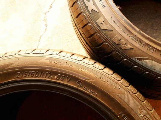 ยางขอบ17 แม็กซิส 215-50-R17ลงพื้นปี13(4เส้น2,900บ)