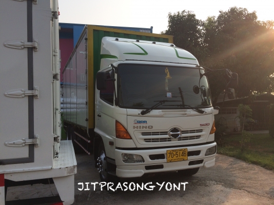 ขาย HINO MEGA 212 แรง ปี 2554 10 ล้อตู้ประตู 10 บานไม่มีเสากลาง