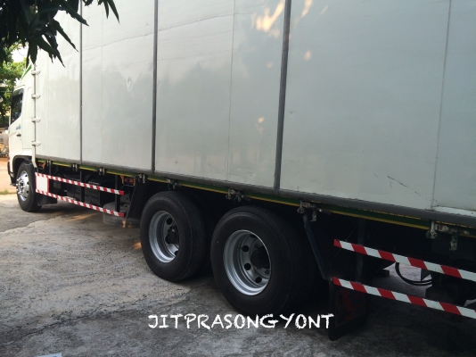 ขาย HINO MEGA 212 แรง ปี 2554 10 ล้อตู้ประตู 10 บานไม่มีเสากลาง