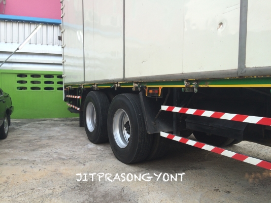 ขาย HINO MEGA 212 แรง ปี 2554 10 ล้อตู้ประตู 10 บานไม่มีเสากลาง