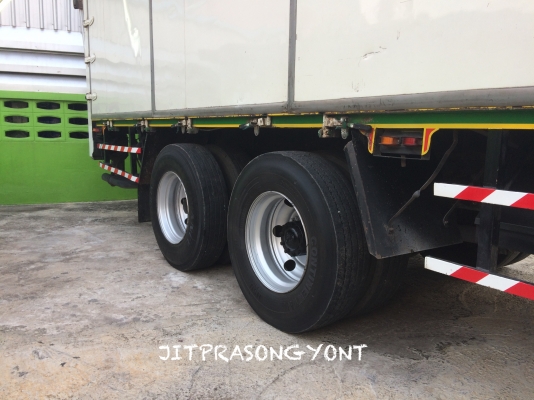 ขาย HINO MEGA 212 แรง ปี 2554 10 ล้อตู้ประตู 10 บานไม่มีเสากลาง