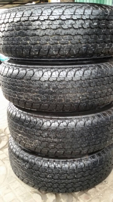 ยาง bridgestone 255 70 15 ถอดป้ายแดงมีตุ่ม พร้อมล้อ ชุดล่ะ 14500