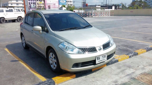 รถ Nissan Tiida นิสสัน ทีด้า 2007