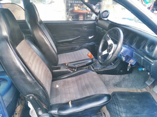 รถเก๋งคลาสสิก 2 ประตู เท่ๆ DATSUN STANZA รถเก๋งคลาสสิก 2 ประตู เท่ๆ DATSUN STANZA