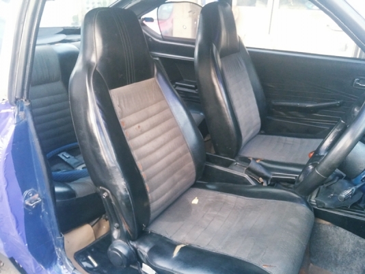 รถเก๋งคลาสสิก 2 ประตู เท่ๆ DATSUN STANZA รถเก๋งคลาสสิก 2 ประตู เท่ๆ DATSUN STANZA