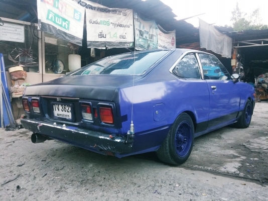 รถเก๋งคลาสสิก 2 ประตู เท่ๆ DATSUN STANZA รถเก๋งคลาสสิก 2 ประตู เท่ๆ DATSUN STANZA