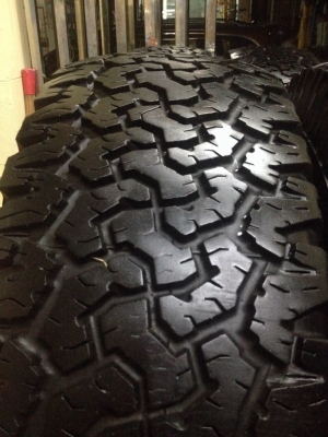 ขายยางBF All 285/75/16 ปี11 ดอกเต็มๆ