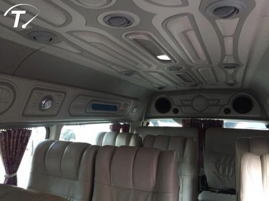 ขายรถตู้. TOYOTA. COMMUTER. CNG. 2011. เกียร์ออโต้. สีขาว สวยๆ แต่งวีไอพี. เต็มๆ ราคา 805,000 บาท. โทร 0922726669 ตันหยงค่ะ