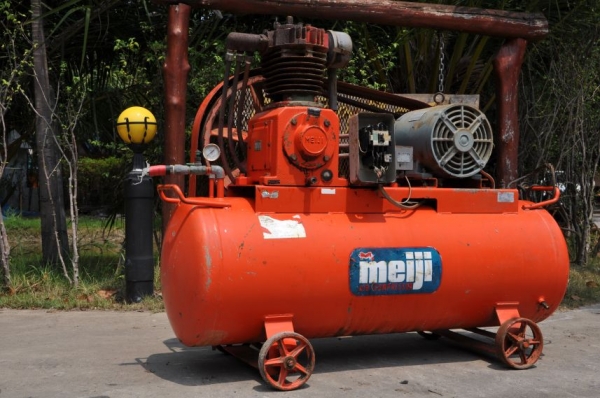 ขายปั้มลม  MEJI สวยเดิมจากญี่ปุ่นยังไม่เคยใช้งานในไทย 28,000เท่านั้น!!