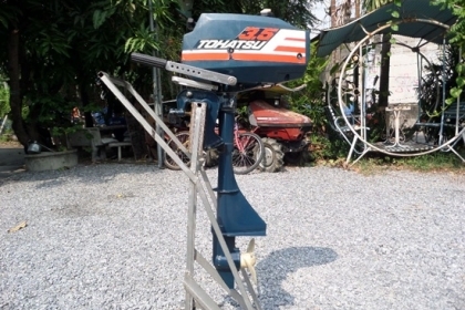 ขาย เครื่องเรือ TOHUTSU 3.5 แรง สภาพสวย ติดง่ายเดินดี ราคา 10,000 ขาย เครื่องเรือ TOHUTSU 3.5 แรง สภาพสวย ติดง่ายเดินดี ราคา 10,000