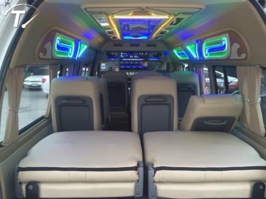 ขายรถตู้ ปี 2008 เบนซิน. แก็ส CNG. เกียร์. ธรรมดา ราคา 675,000 บาท แต่งวีไอพี พร้อม. สนใจโทร. สอบถาม 0922726669 ตันหยงค่ะ