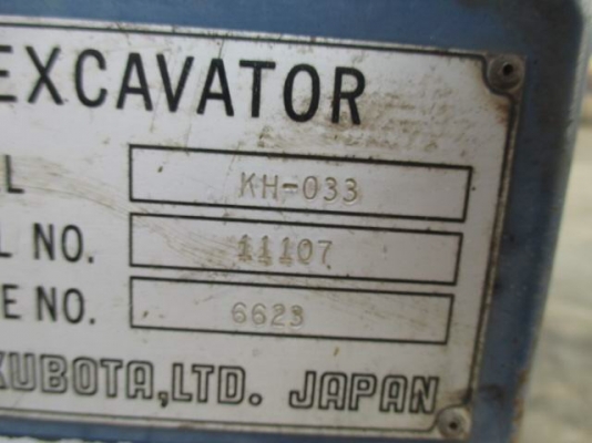 ขายรถขุด KUBOTA. KH-033 ซีเรียล KH033-11107 ปี 1989