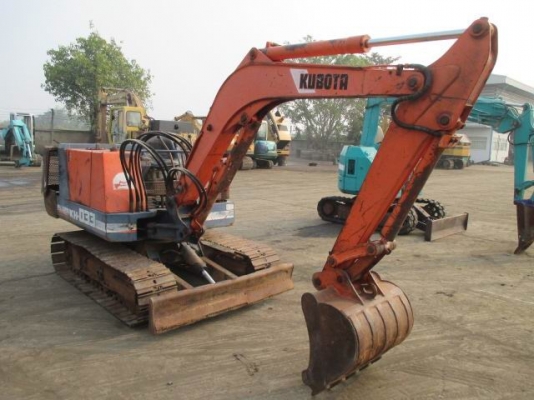 ขายรถขุด KUBOTA. KH-033 ซีเรียล KH033-11107 ปี 1989