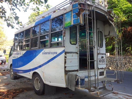 ขายHINOทูโท่ปี2548รถรับส่งพนักงานโรงแรมสวยๆเดิมๆพร้อมใช้