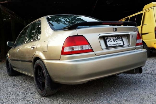 Honda city type z ปี 2000 เครื่อง d15b เกียร์ออโต้ ไม่ติดแก๊ส แต่งสวย ซิ่งๆ