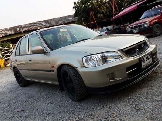 Honda city type z ปี 2000 เครื่อง d15b เกียร์ออโต้ ไม่ติดแก๊ส แต่งสวย ซิ่งๆ