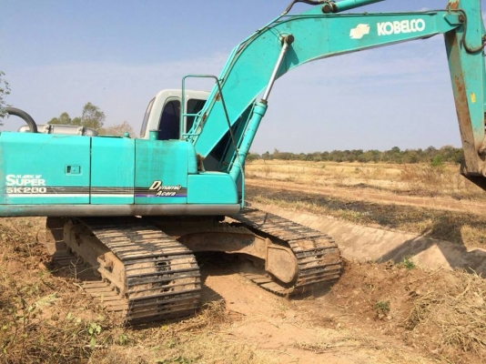 ***ขายแล้วครับขอบคุณ Truck2hand ขาย KOBELCO SK200 แบคโฮ SK200 MARK-6 Super S.No.YN10-38524 ไฟฟ้าหน้าจอครบ เครื่องเดิม ปั้มเดิม 22,xxx ชม. เครื่องแน่น ปั้มแรง ทำงานดี เร็ว บูมอาร์มสวย ไม่ปะ บุ้งกี๋หนา บูท/สลัก ดี แน่น เอวดี แน่นดี ไม่แตก ไม่ร้าว