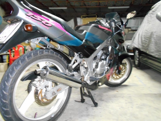 มอเตอร์ไซด์ Kawasaki สภาพสวย เดิมๆ มอเตอร์ไซด์ Kawasaki สภาพสวย เดิมๆ