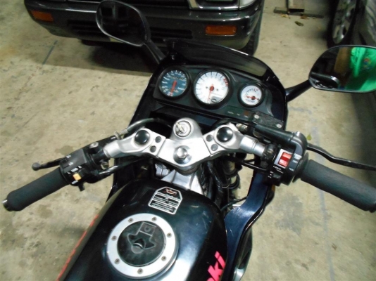 มอเตอร์ไซด์ Kawasaki สภาพสวย เดิมๆ มอเตอร์ไซด์ Kawasaki สภาพสวย เดิมๆ