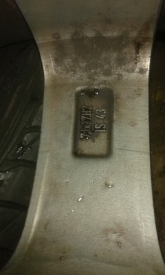 ขายล้อซิ่งVOLVOแท้รุ่นVOLANSก้านดาบ7ก้านขอบ17กว้าง7ET43