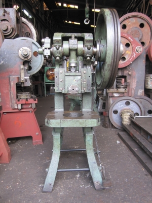 เครี่องปั๊มข้อเสือ-(3)