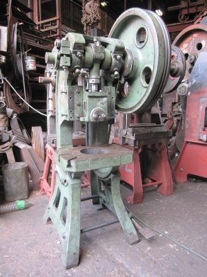 เครี่องปั๊มข้อเสือ-(3)