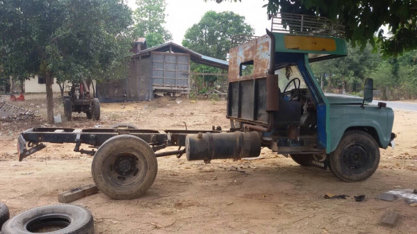 ขาย ((79,000บาท)) 6ล้อ รุ่นเก่า ทนทานแข็งแรง สภาพดีพร้อมใช้งาน