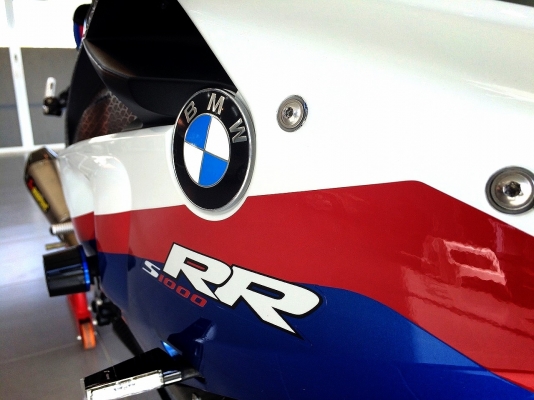 ขายBMW S1000RR Tri color ปี2011 รถออก0บาเซโรน่า