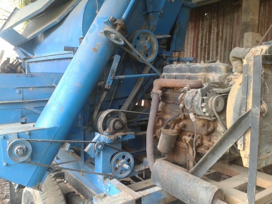 รถสีนวด แบบเครื่องแแยก ตัวรถเคื่องISUZU 85 ตัวติดเครื่องสี นิสัน