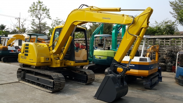 ขาย รถขุด KOMATSU รุ่น PC60-7- แทร็กเหล็ก นำเข้าจากญี่ปุ่น ใช้งานได้เลย ตรวจเช็คสภาพอย่างดี ทุกระบบ สนใจ ติดต่อ มือถือ/LINE ID : 0818753444 ขาย รถขุด KOMATSU รุ่น PC60-7- แทร็กเหล็ก นำเข้าจากญี่ปุ่น ใช้งานได้เลย ตรวจเช็คสภาพอย่างดี ทุกระบบ สนใจ ติดต่อ มือถือ/LINE ID : 0818753444
