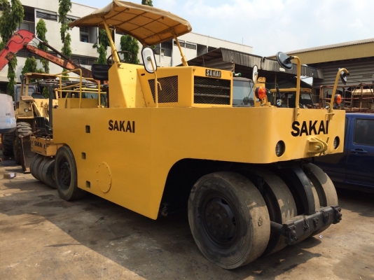 ต้องการขายรถบดล้อยาง9ล้อ SAKAI TS7409 พร้อมใช้ เอกสารใบแจ้งจำหน่าย