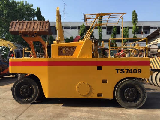 ต้องการขายรถบดล้อยาง9ล้อ SAKAI TS7409 พร้อมใช้ เอกสารใบแจ้งจำหน่าย