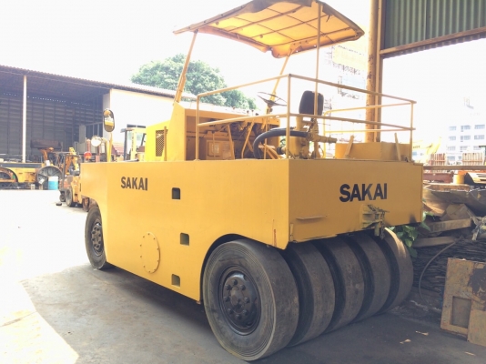 ต้องการขายรถบดล้อยาง9ล้อ SAKAI TS7409 พร้อมใช้ เอกสารใบแจ้งจำหน่าย