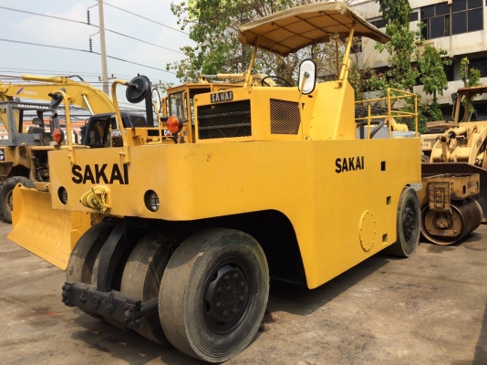 ต้องการขายรถบดล้อยาง9ล้อ SAKAI TS7409 พร้อมใช้ เอกสารใบแจ้งจำหน่าย