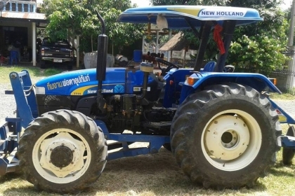 ขายรถไถ NEW HOLLAND T55 ปี55 เครื่องดี ช่วงล่างดี ทำงานเร็ว ใช้งาน1500ชม สภาพพร้อมใช้งาน โทร 090-8588220คุณนะ  093-3258446คุณบิวตี้ ID:narong498 หรือ www.truck.in.th/498 หรือfb:ณรงค์ ซื้อขายรถมือสอง(เว็บไซต์ส่วนตัว)