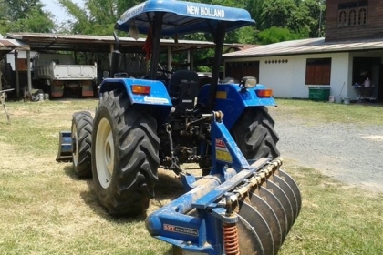 ขายรถไถ NEW HOLLAND T55 ปี55 เครื่องดี ช่วงล่างดี ทำงานเร็ว ใช้งาน1500ชม สภาพพร้อมใช้งาน โทร 090-8588220คุณนะ  093-3258446คุณบิวตี้ ID:narong498 หรือ www.truck.in.th/498 หรือfb:ณรงค์ ซื้อขายรถมือสอง(เว็บไซต์ส่วนตัว)