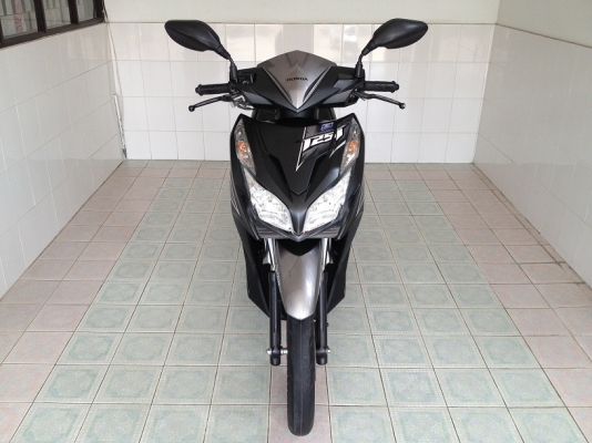 Click125i รุ่นracing Combibrake วิ่ง4000 ปี56 (ของแถม 4 รายการ) Click125i รุ่นracing Combibrake วิ่ง4000 ปี56 (ของแถม 4 รายการ)