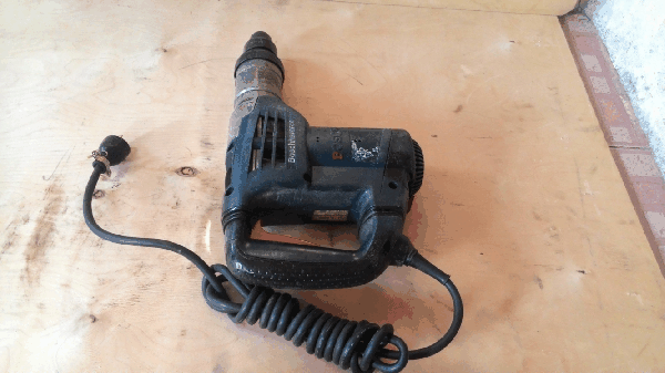 ขายสว่านโรตารี่สะกัดคอนกรีด BOSCH GBH4-32DFR.900W. Made in Germany.