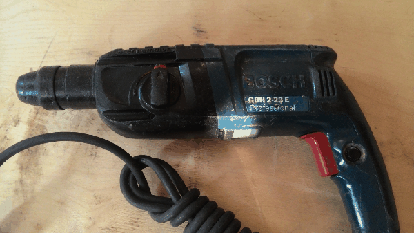 ขายสว่านโรตารี่สะกัดคอนกรีด BOSCH GBH2-23E 650W.