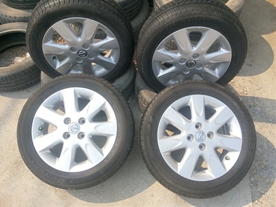 ขายล้อแม็กNISSAN March 15 ยางปี13 4 ล้อ