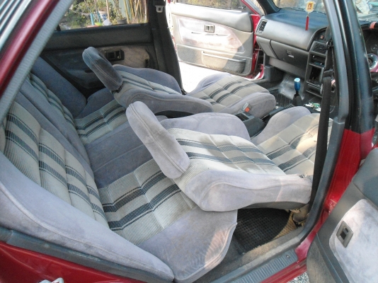 ขายรถเก๋ง โตโยต้า โดเรม่อน