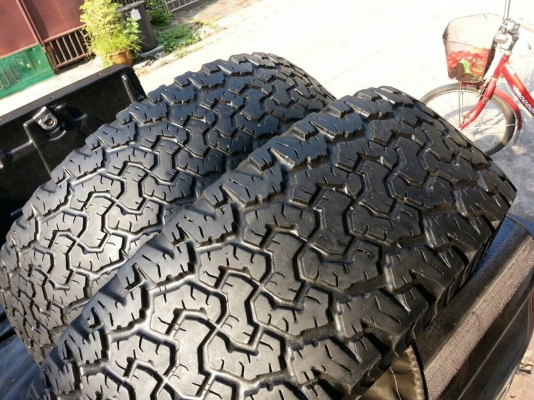 ยาง  BF 265 75 16  ปี 10