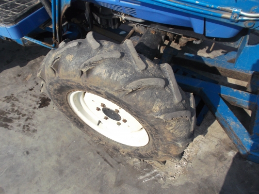 แทรคเตอร์ อิเซกิ AT5390 พร้อมใบดันดิน แทรคเตอร์ อิเซกิ AT5390 พร้อมใบดันดิน