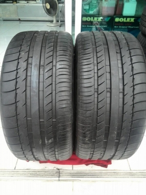 ขายยาง MICHELIN PS2 255-40-17 ปี12 ดอกหนา90\%+ เนื้อนิ่ม ไร้ตำหนิ ไม่มีปะ คู่ละ 4,900 บาท