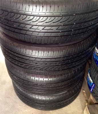 - ขายยาง 205 60 16 4000.- - ขายยาง 205 60 16 4000.-