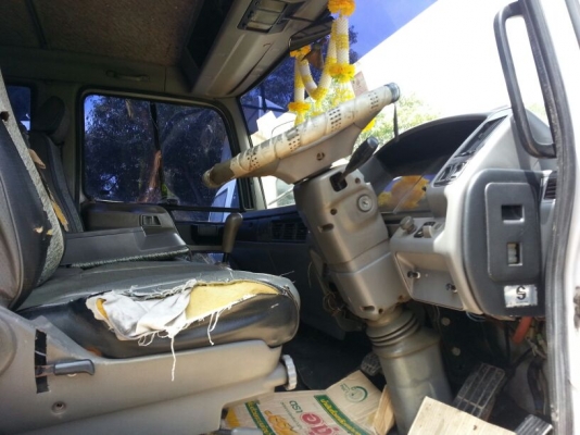 รถฮีโน่ 10 ล้อดั้ม FL1J  210 แรงม้า. ปี 42  ( ขายหัว / คัชซี. )  สนใจติดต่อ  081 - 6079515