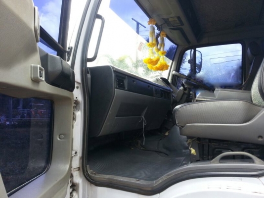 รถฮีโน่ 10 ล้อดั้ม FL1J  210 แรงม้า. ปี 42  ( ขายหัว / คัชซี. )  สนใจติดต่อ  081 - 6079515