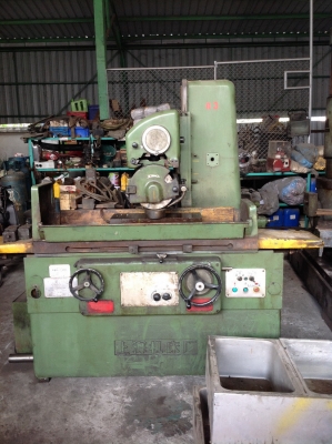 เครื่องเจียรแนวราบ