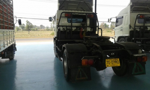 ขายHINO MEGA 220 URO2 ปี2550 6 ล้อ หัวลาก ยอดจัด 6 แสน